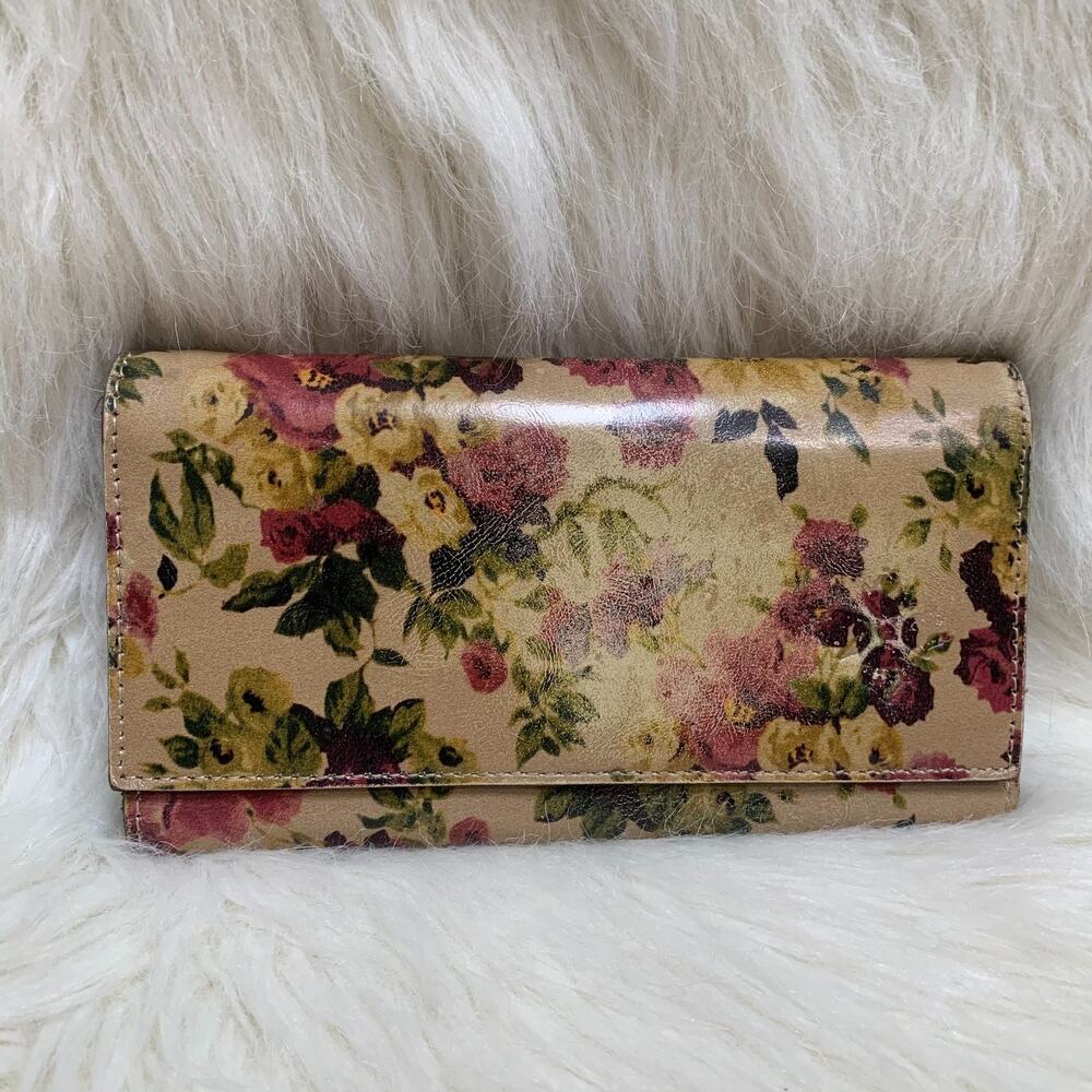 PATRICIA NASH Glazed Leather Floral Antique Roses Trifold Terresa Clutch Wallet